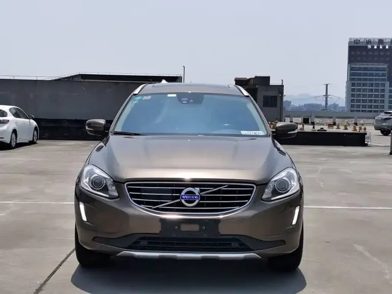 Volvo XC60 T5 AWD Smart Vision