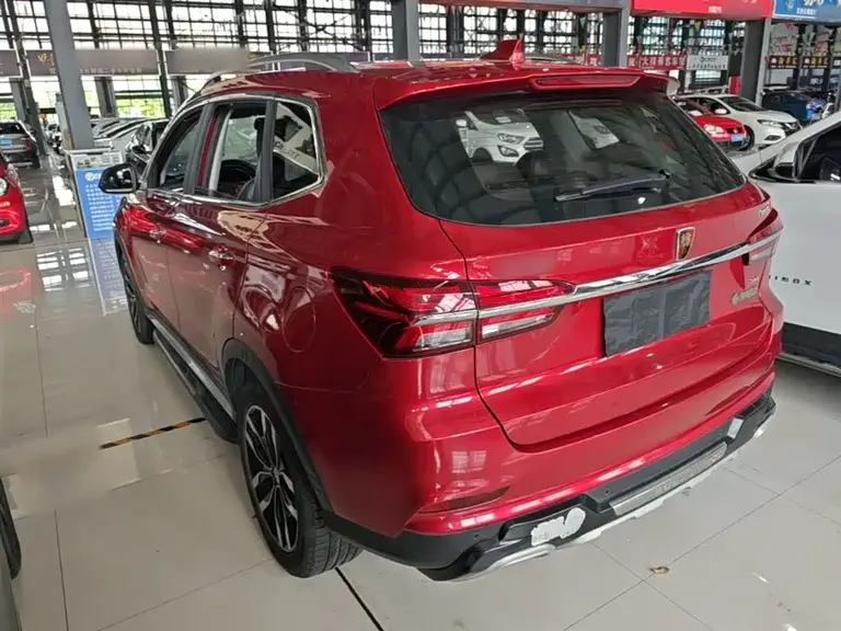 Roewe RX5 20 T 2 WD Auto Internet Smart Enjoyment