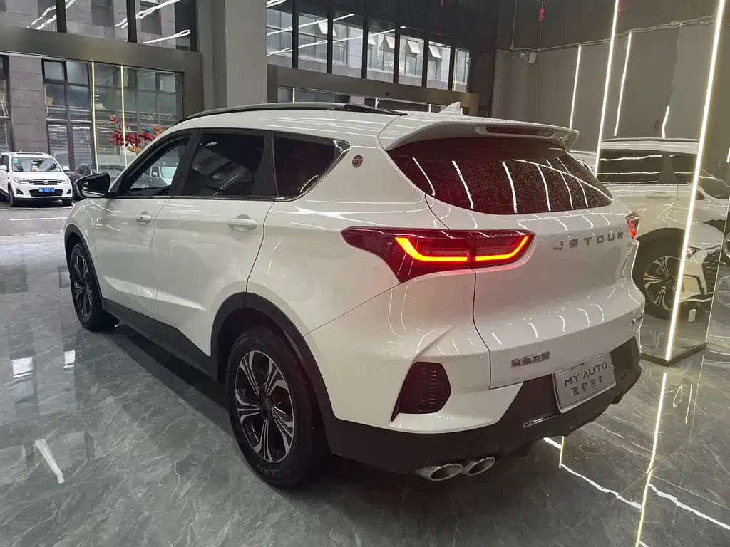 Jetour X70 S 捷途X70 S 2022款 1.5 T DCT活力版 7座