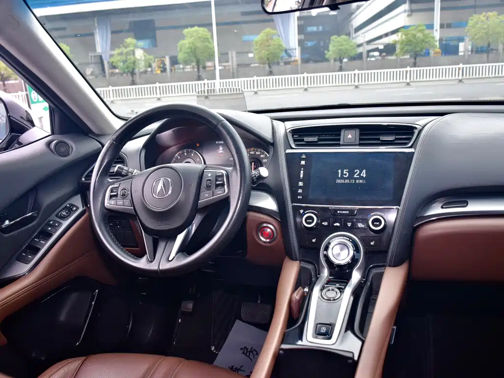 Acura CDX 1.5 T 2 WD Premium