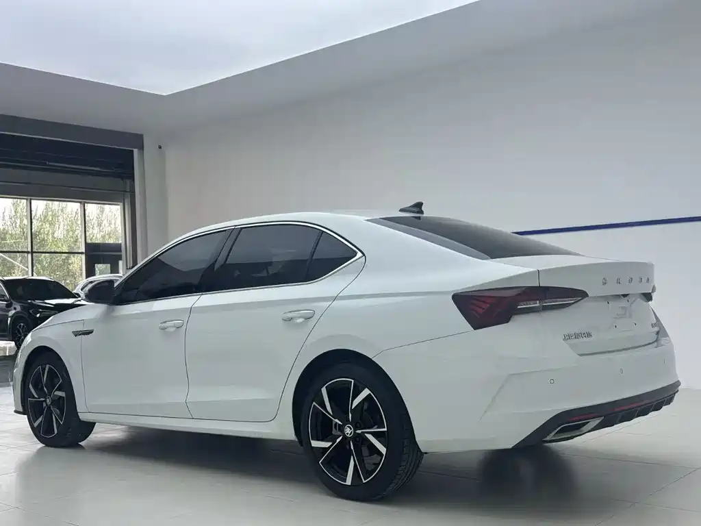 Octavia Facelift PRO TSI280 Premium