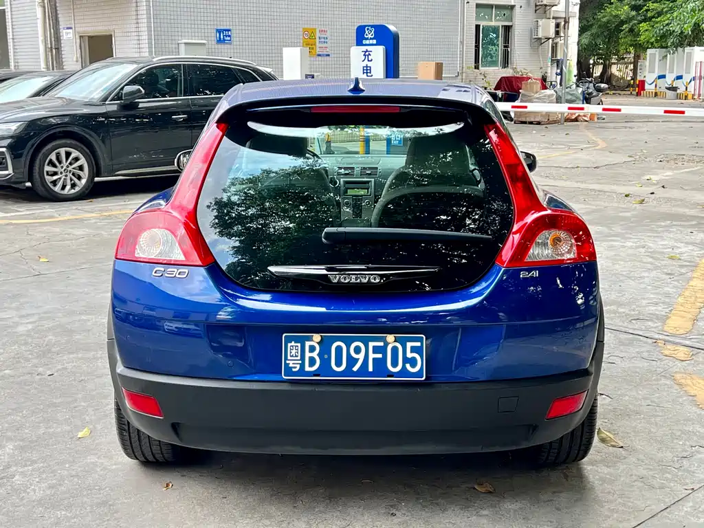 Volvo C30 沃尔沃C30 2008款 2.4 i