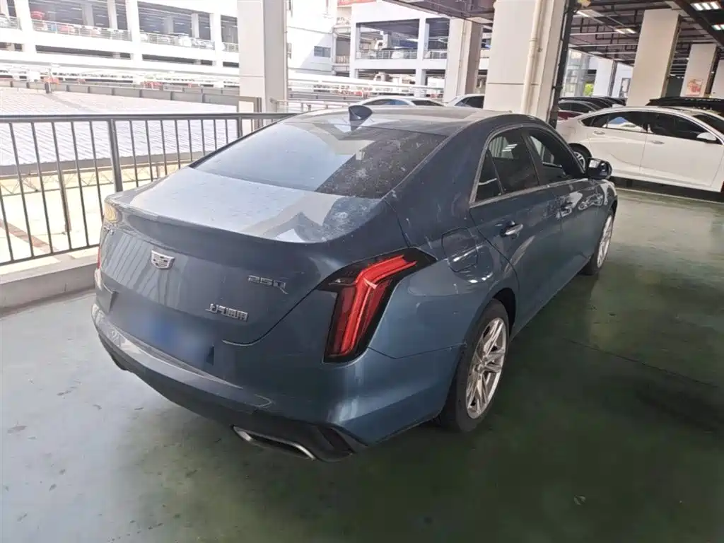 Cadillac CT4 25 T Style