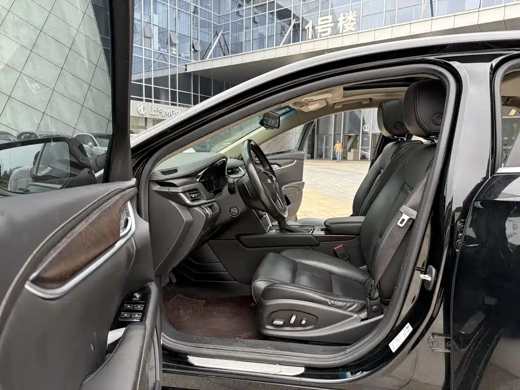 Cadillac XTS 28 T Elite