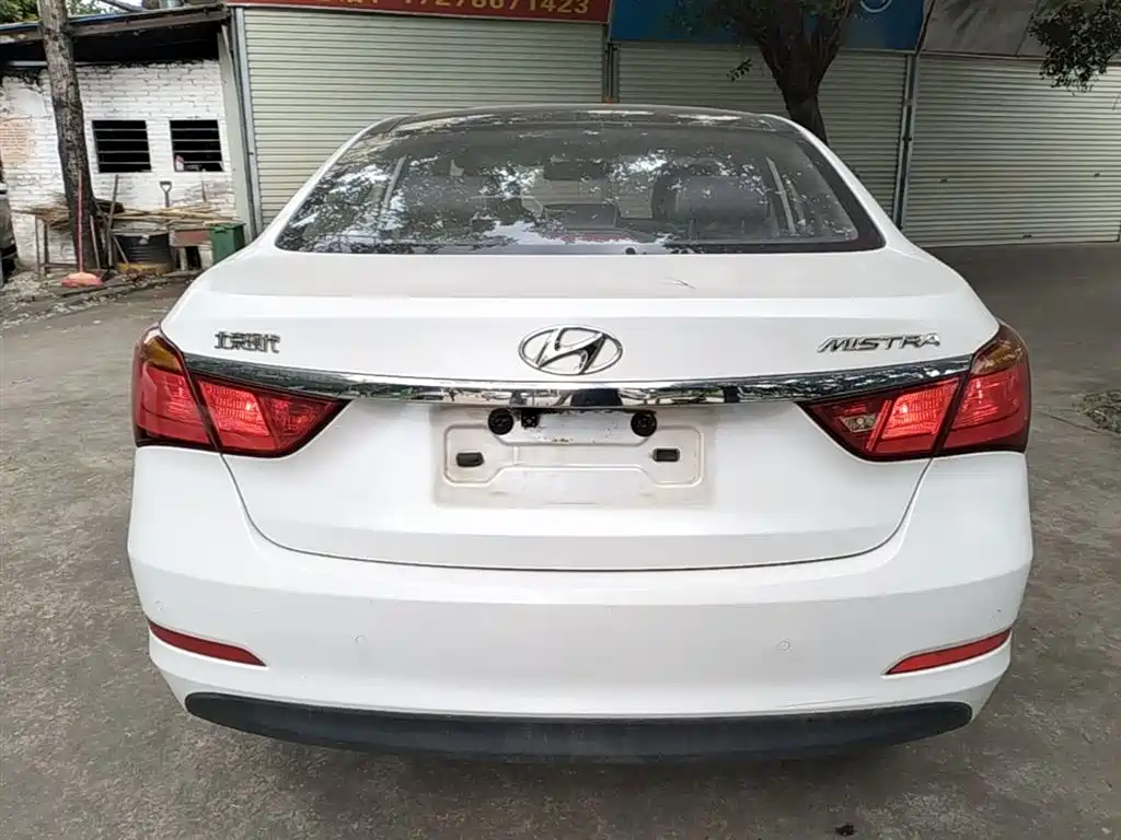 Mistra 1.8 L Auto Intelligent GLS