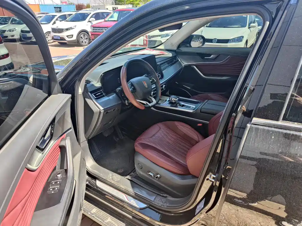 Hongqi HS5 2.0 T Flagship Enjoyment Pro