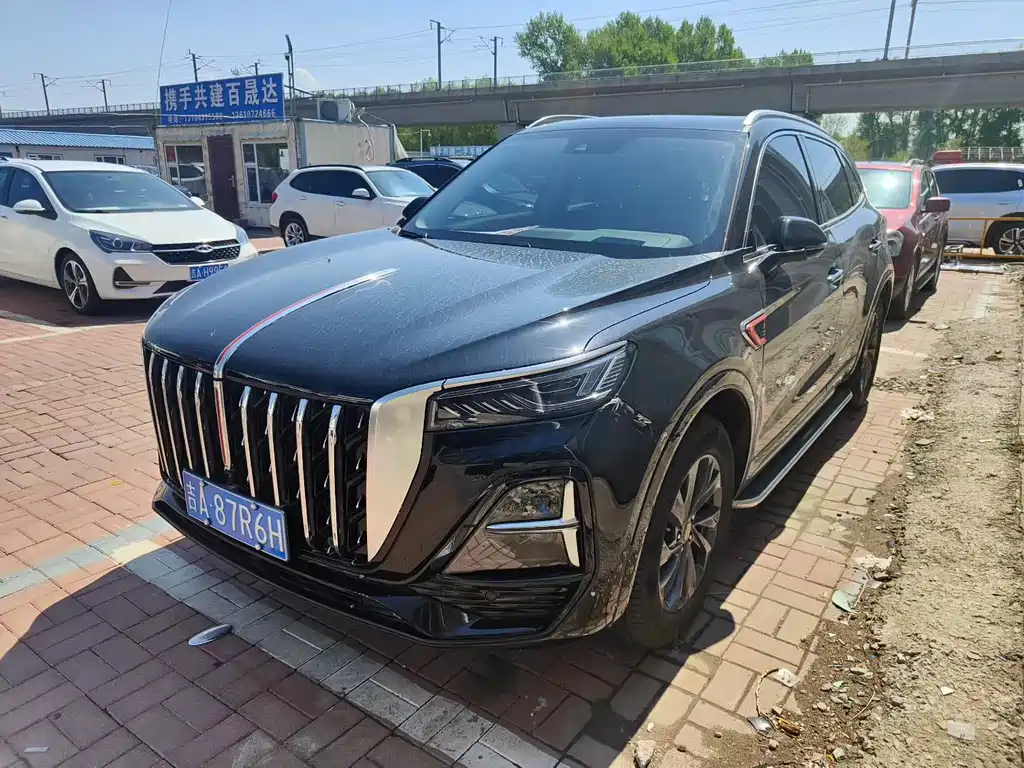 Hongqi HS5 2.0 T Flagship Enjoyment Pro