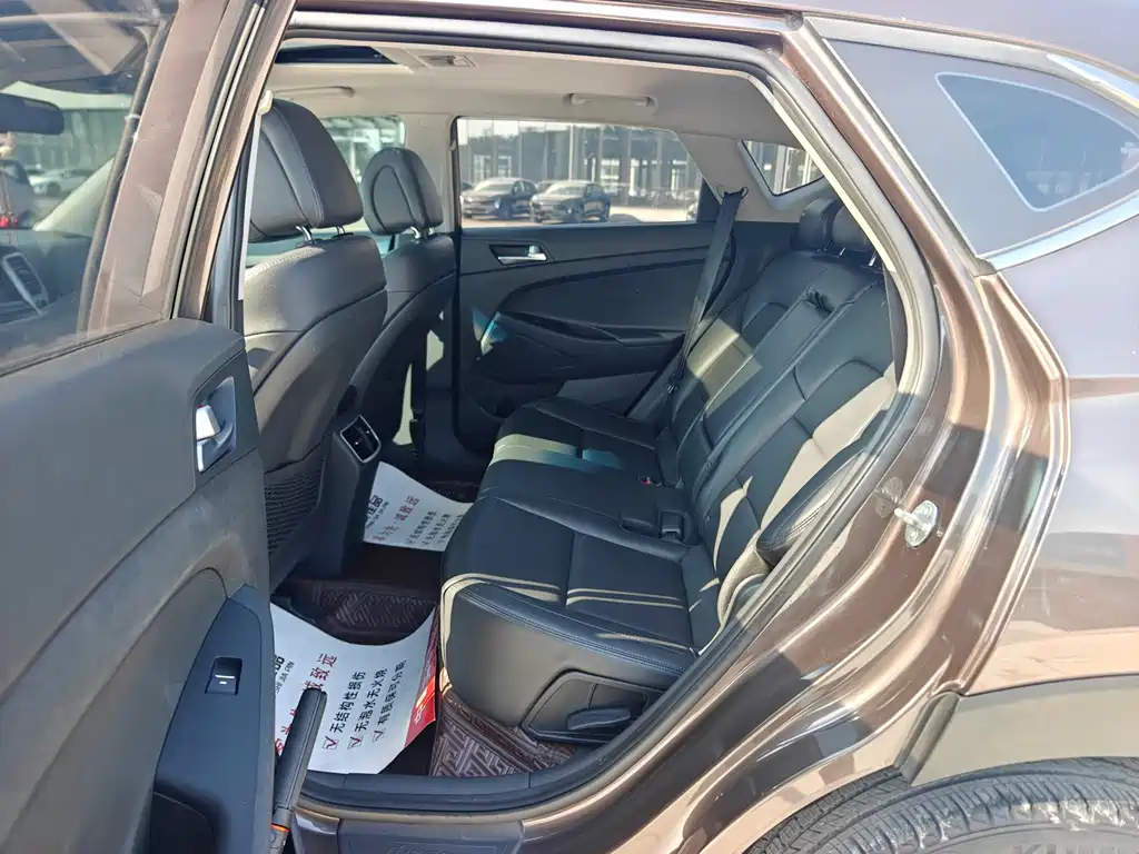Tucson 1.6 T DCT 2 WD Intelligent