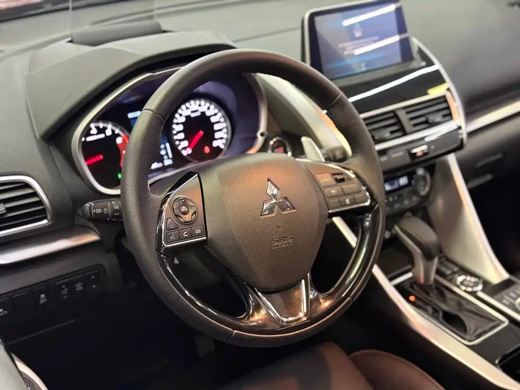 Eclipse Cross 奕歌 2018款 1.5 T CVT四驱真我版