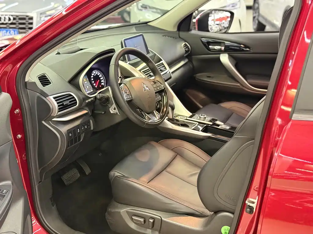 Eclipse Cross 奕歌 2018款 1.5 T CVT四驱真我版