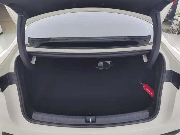 BYD Seal 06 DM-i 120 KM Honored
