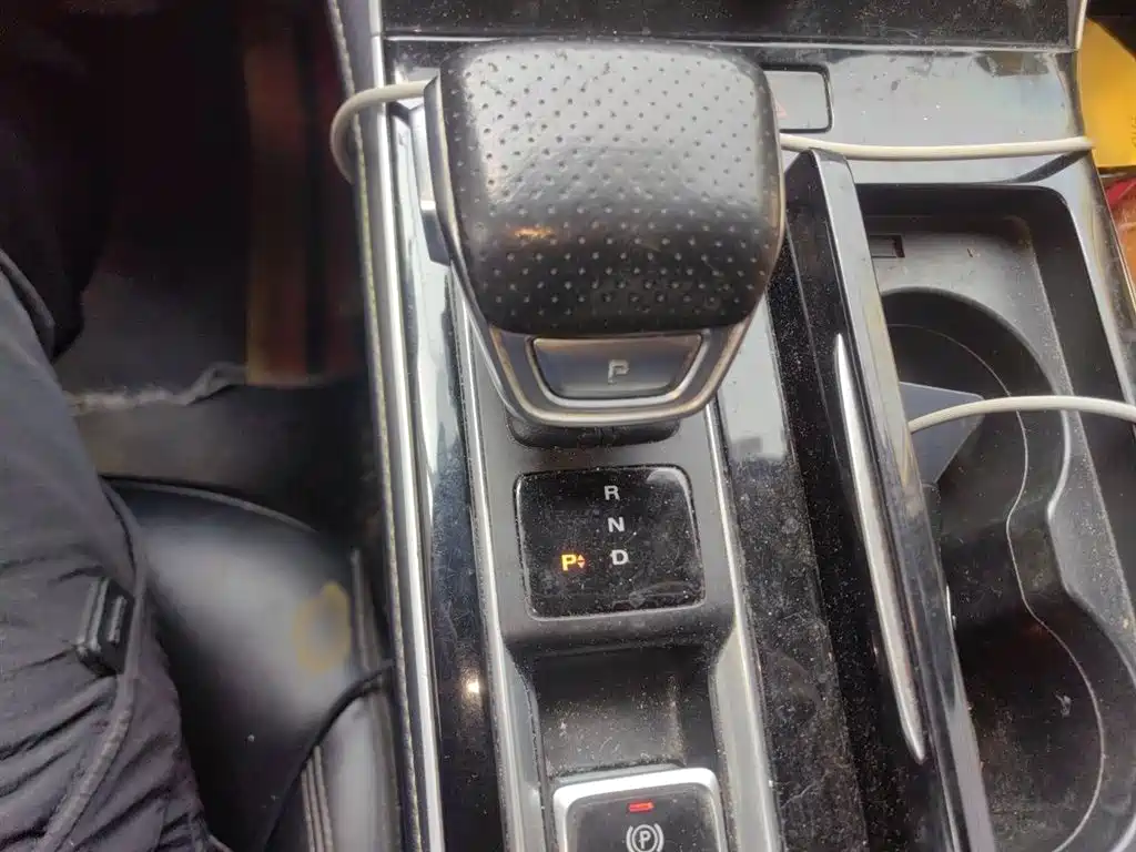 Roewe i6 MAX NEV 荣威i6 MAX新能源 2020款 1.5 T PHEV爽酷版