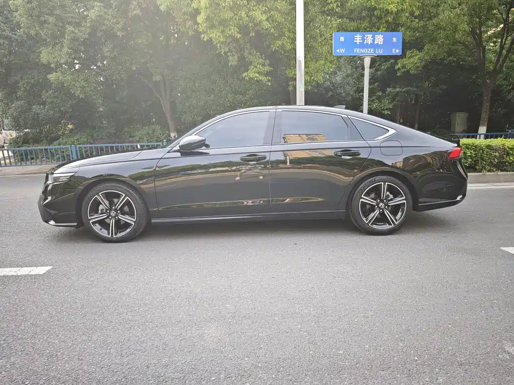 Inspire 英仕派 2024款 260 TURBO 精逸版