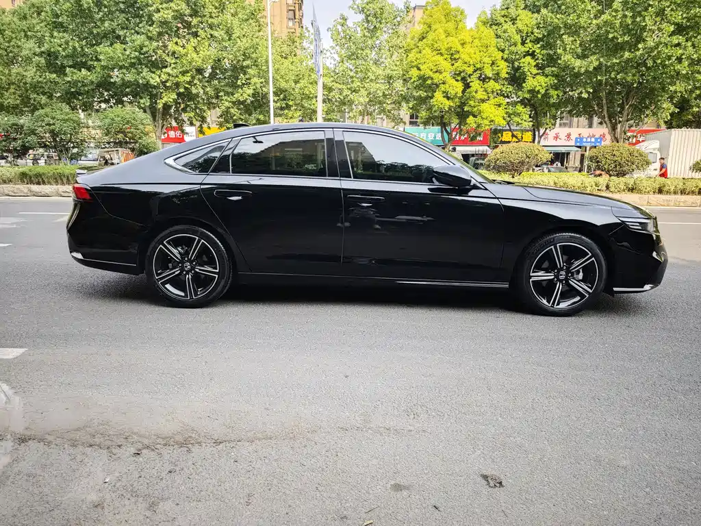 Inspire 英仕派 2024款 260 TURBO 精逸版
