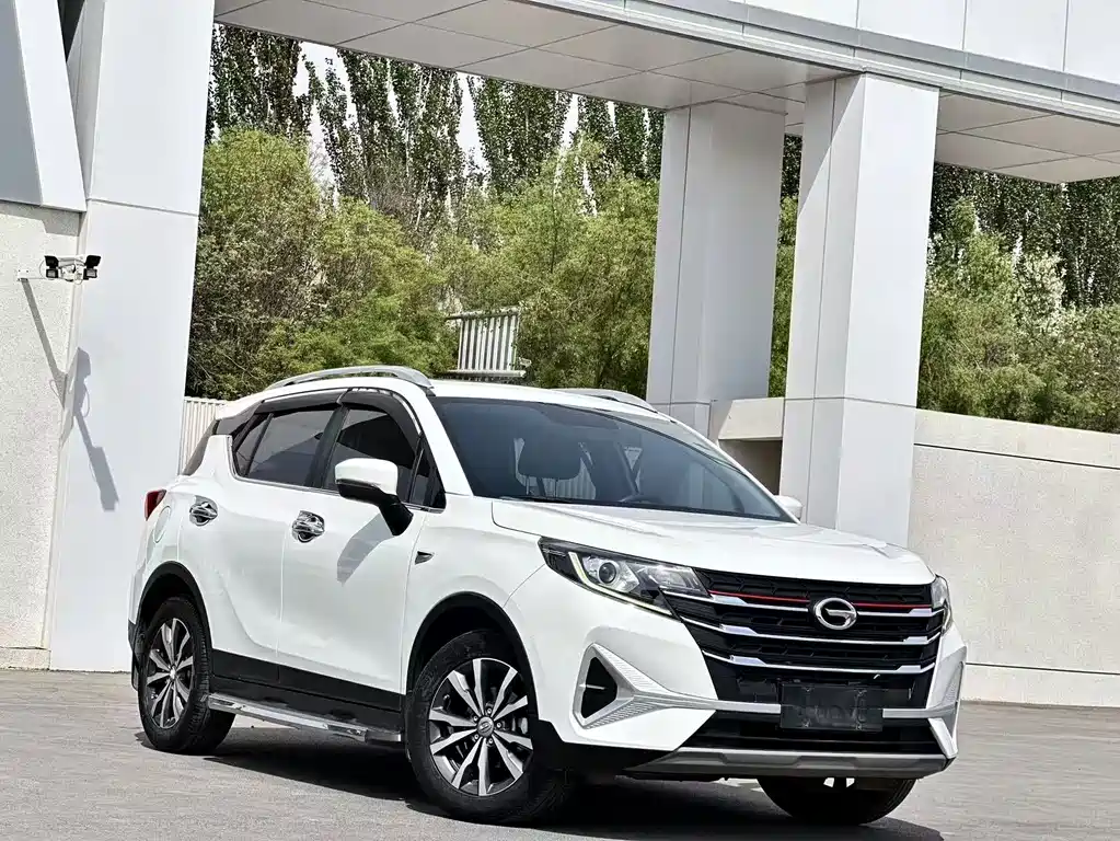 GAC Trumpchi GS3 传祺GS3 2021款 POWER 235 T 手动劲酷版
