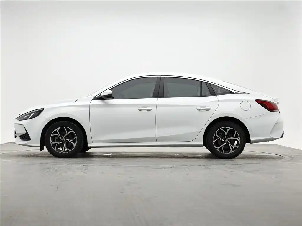 MG5 Facelift 180 DVVT CVT Youth Luxury