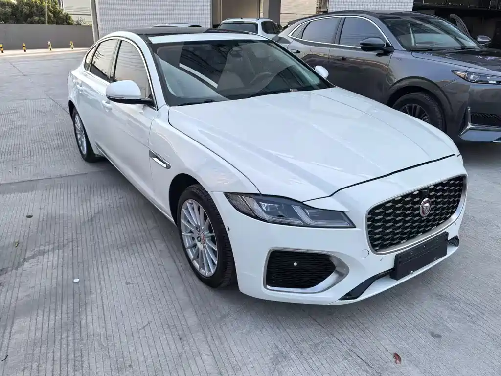 Jaguar XF XF 2.0 T 2 WD Elegance