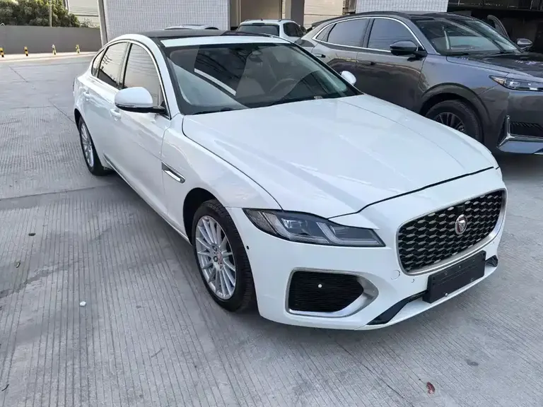 Jaguar XF XF 2.0 T 2 WD Elegance