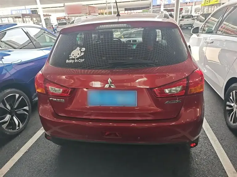 Mitsubishi ASX 2.0 L CVT 2 WD Premium