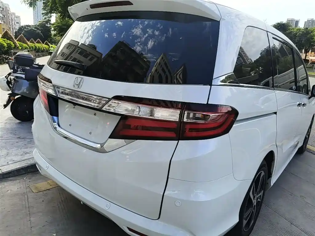 Odyssey Facelift 2.4 L Smart Enjoyment