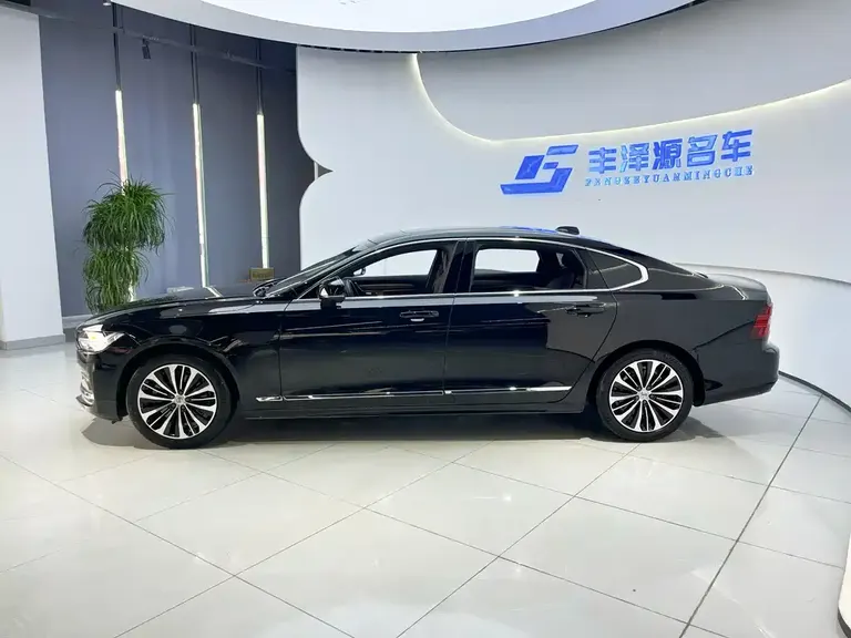 Volvo S90 B5 Smart Ease Luxury