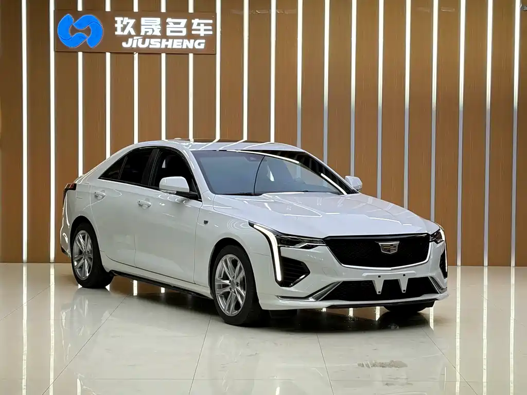 Cadillac CT4 28 T Style