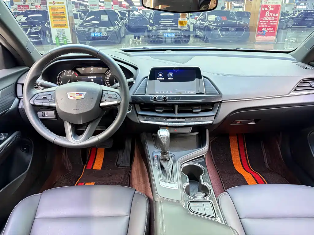 Cadillac CT4 28 T Style