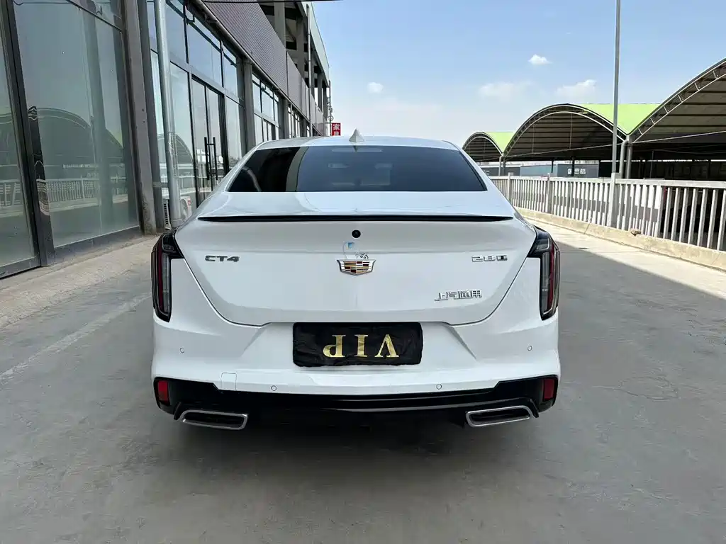 Cadillac CT4 28 T Distinguished