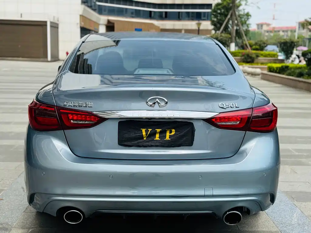 Infiniti Q50 L 2.0 T Progressive Enjoyment CN-V