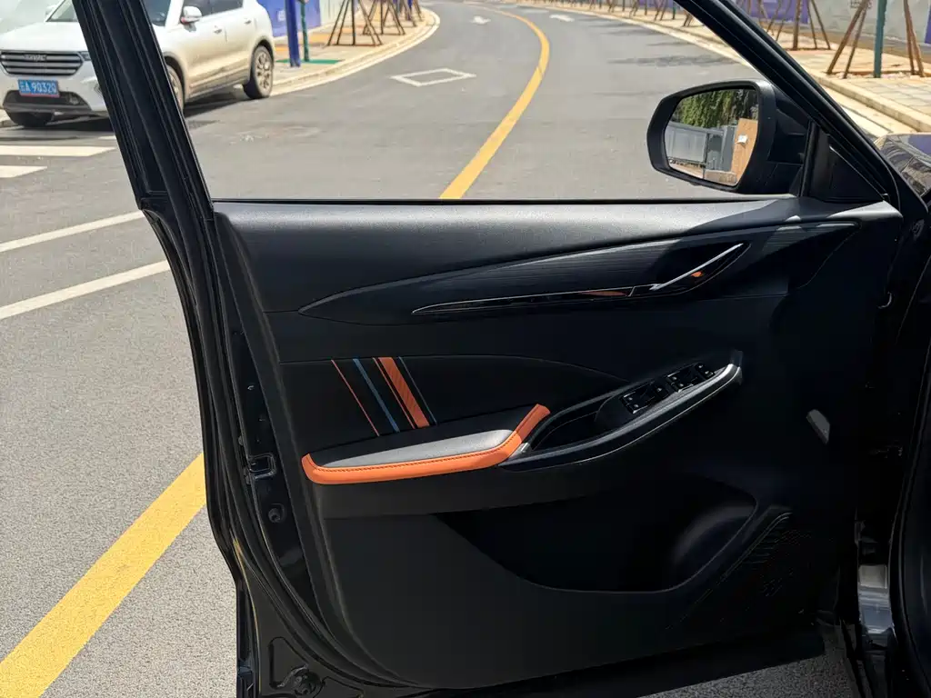 Changan Oshan X5 1.5 T DCT Elite