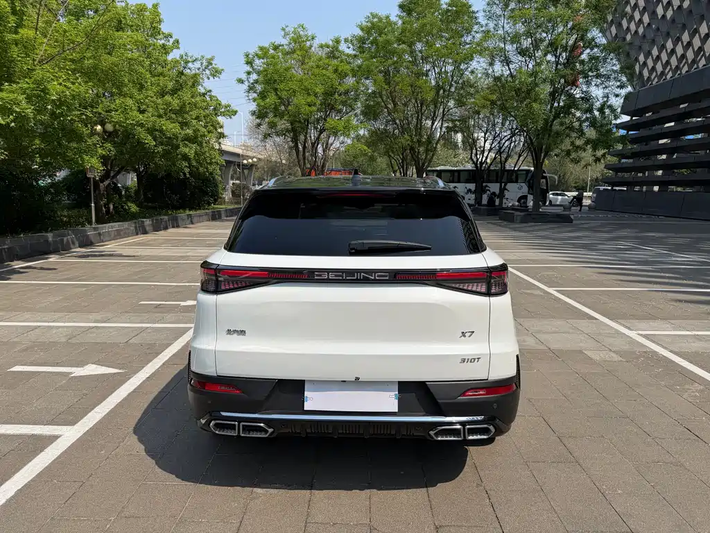 BAIC X7 北京X7 2023款 1.5 TD DCT尊享+版