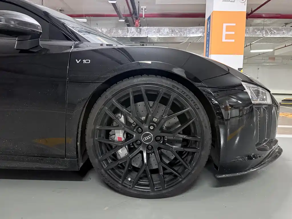 Audi R8 V10 Coupe Performance