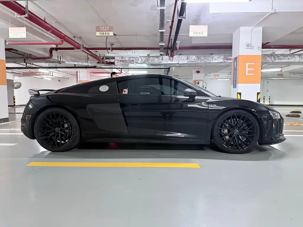 Audi R8 V10 Coupe Performance