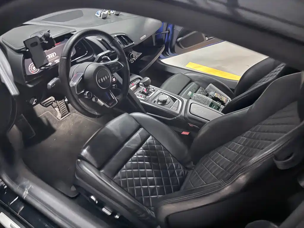 Audi R8 V10 Coupe Performance