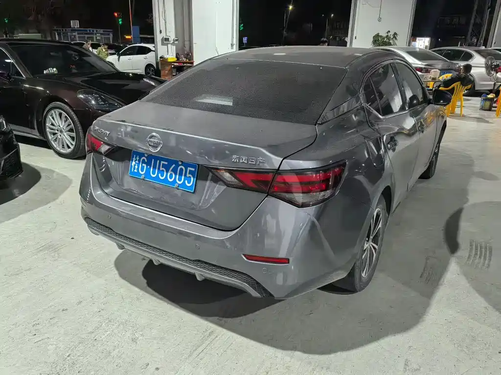 Sylphy 1.6 L XL CVT Joy