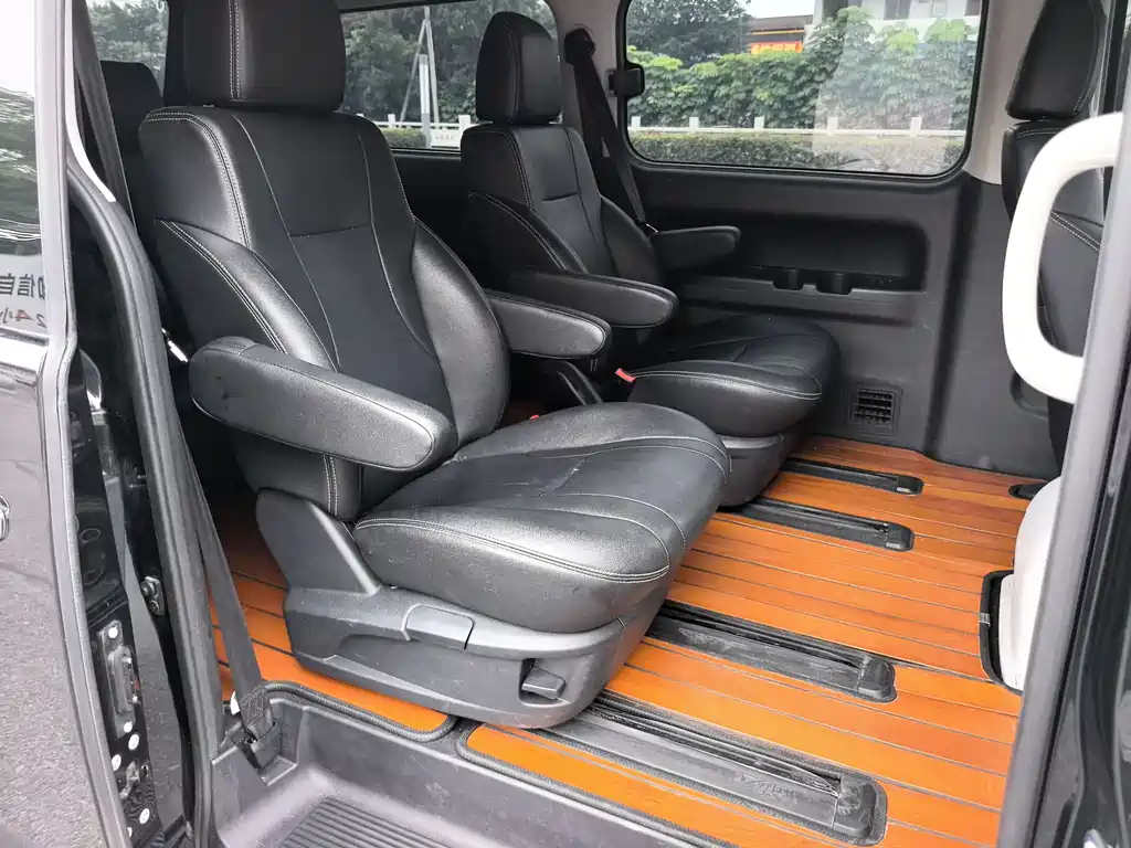 Refine M4 2.0 TGDI Auto Business Travel