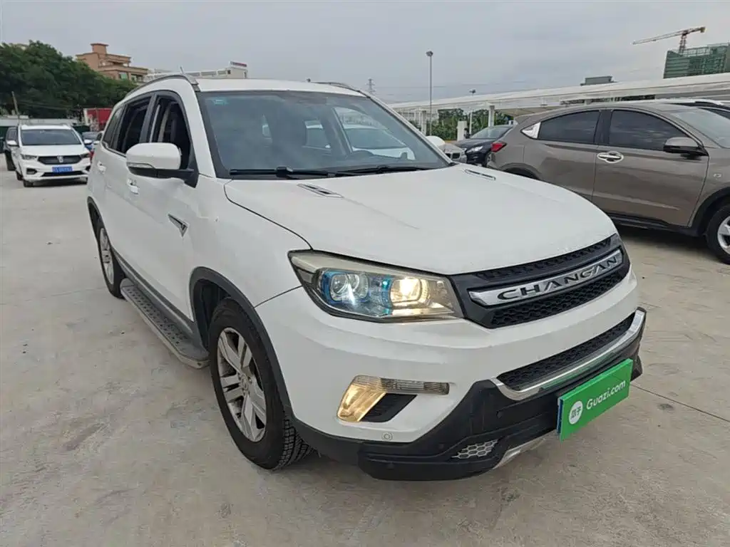 Changan CS75 2.0 L Manual Luxury CN-V