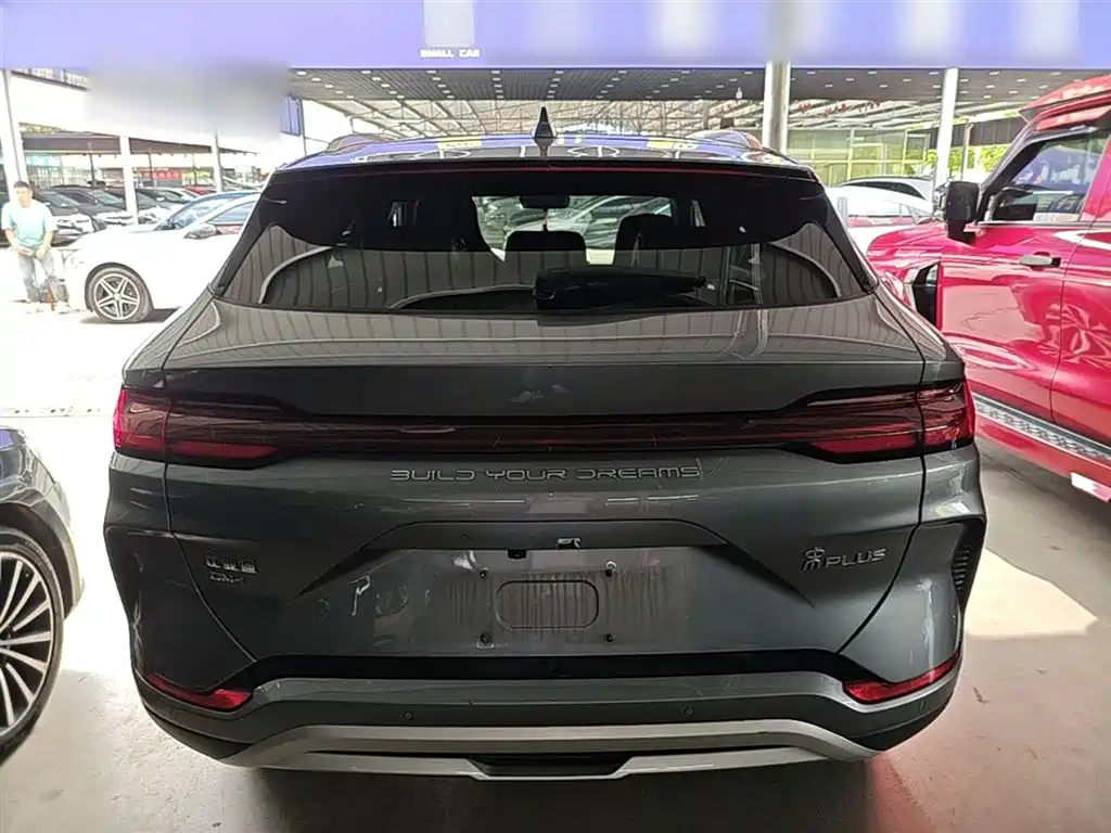 Song PLUS NEV Glory DM-i 71 km Luxury