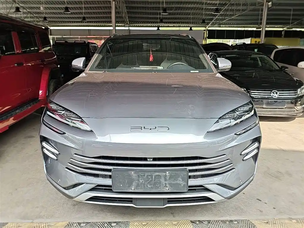 Song PLUS NEV Glory DM-i 71 km Luxury