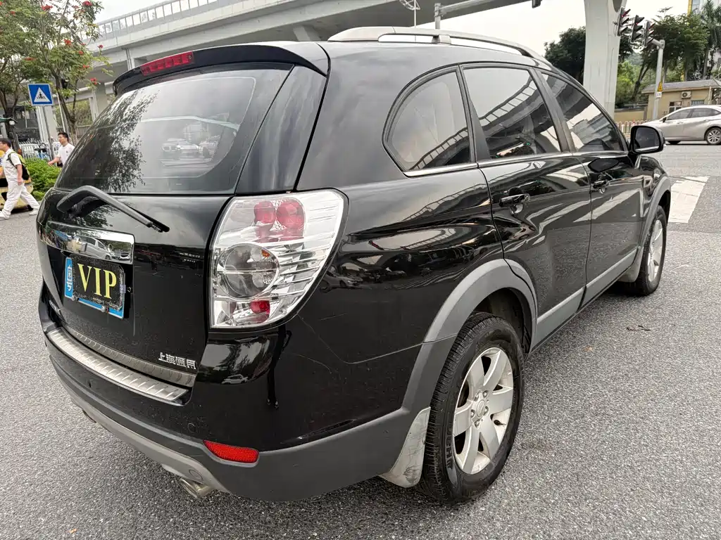 Captiva 2.4 L 2 WD City 7-seat