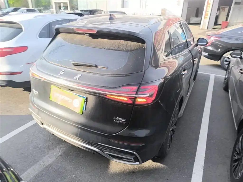 Hongqi HS5 2.0 T 4 WD Flagship Enjoyment Pro