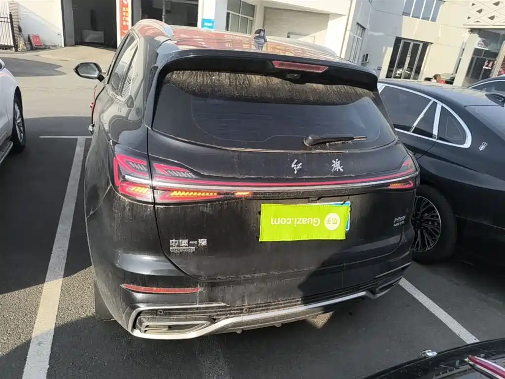 Hongqi HS5 2.0 T 4 WD Flagship Enjoyment Pro