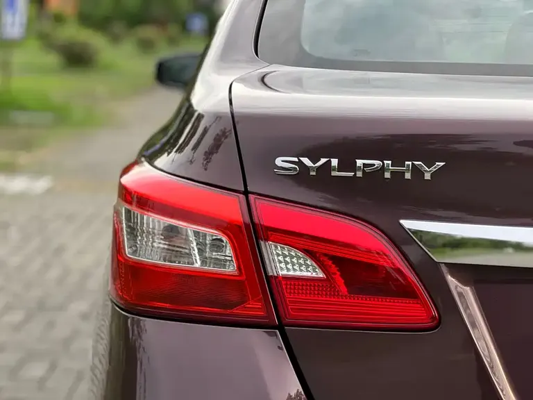Nissan Sylphy 1.6 XL CVT Premium