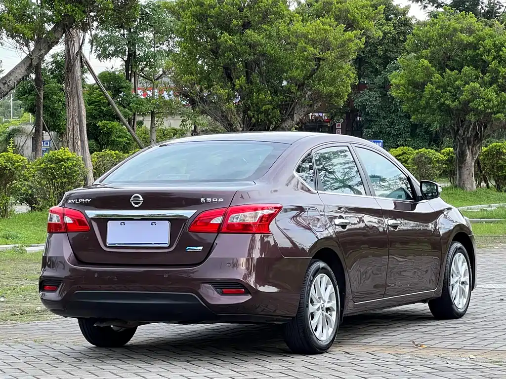 Sylphy 1.6 XL CVT Premium