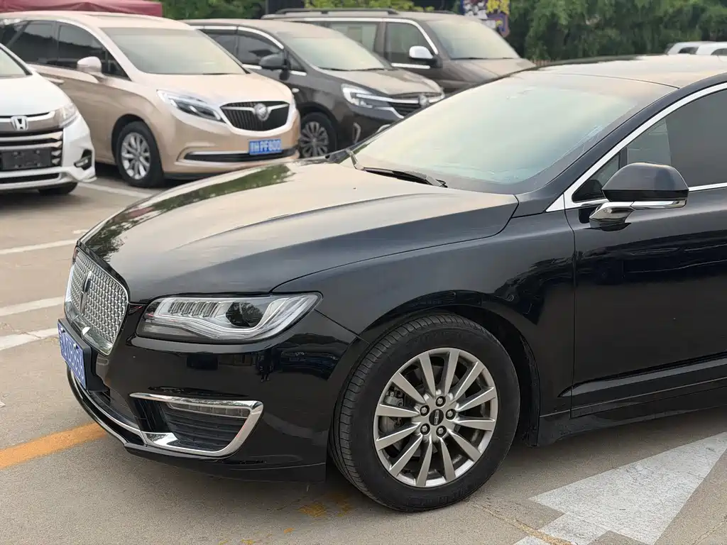 Lincoln MKZ 2.0 T Premium CN-V