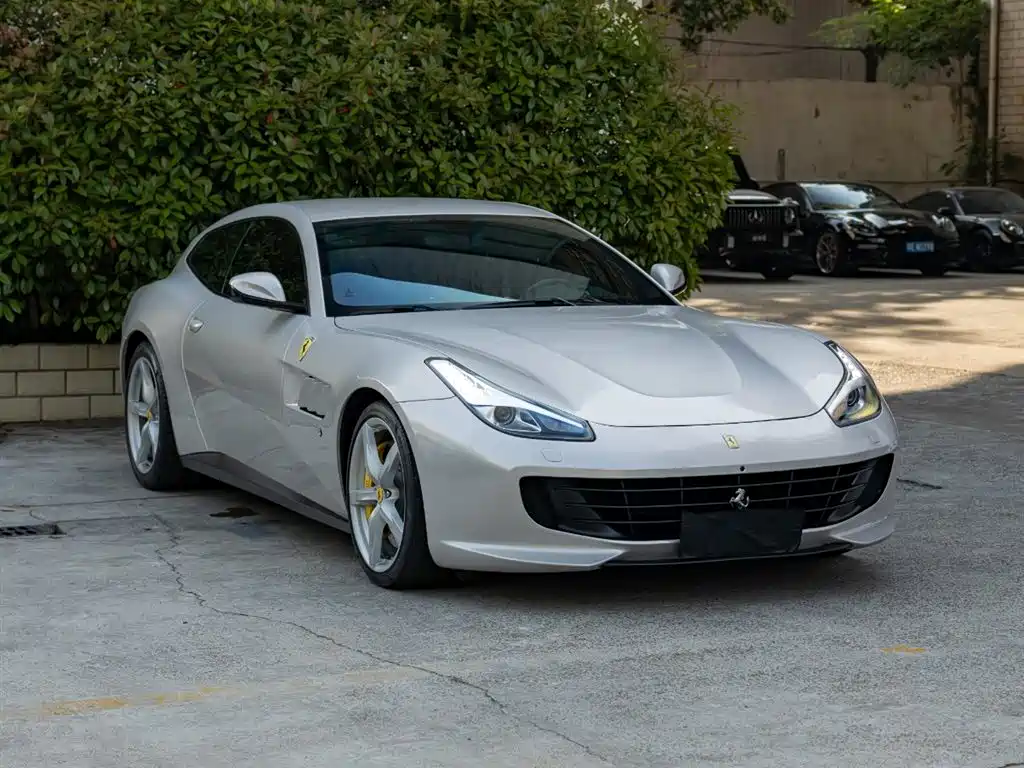 GTC4 Lusso 3.9 T V8