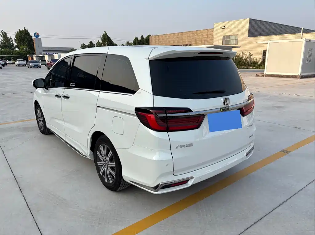Odyssey 2.0 L e:HEV Sharp· Leading Enjoyment