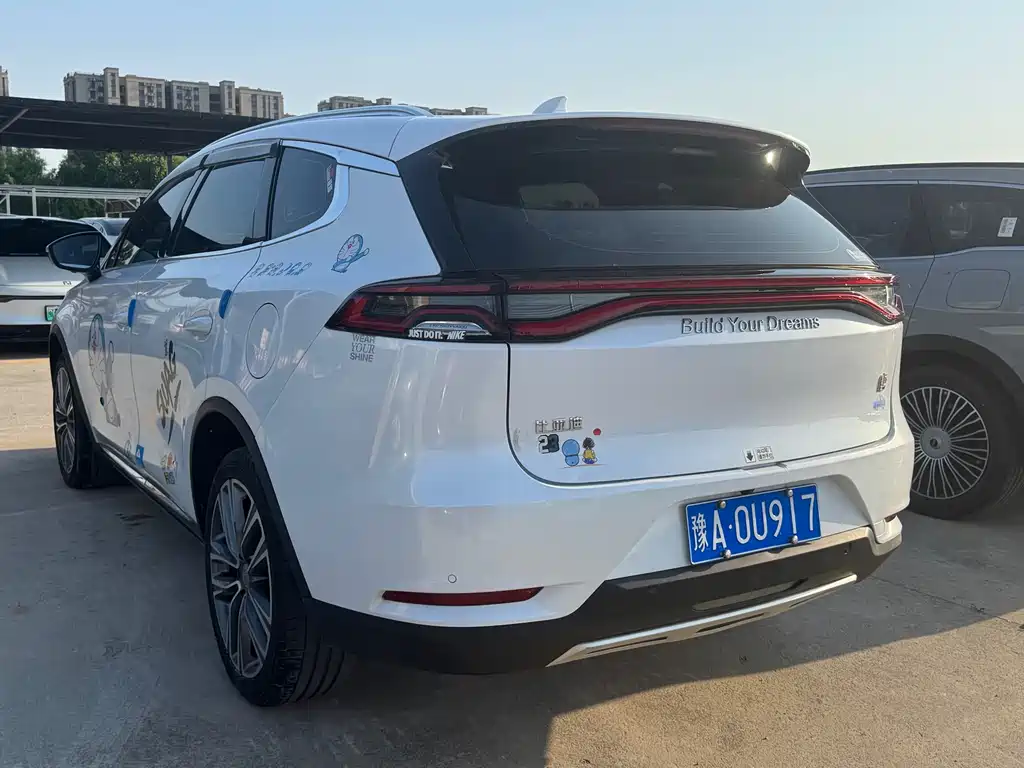 Tang 2.0 T Auto Connected Honored 7-seat CN-VI