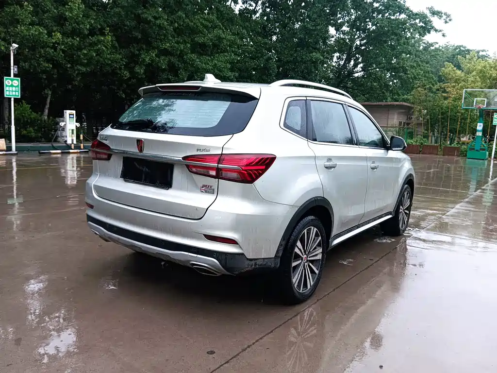 Roewe RX5 20 T Auto 4 G Connected Transcend Flagship