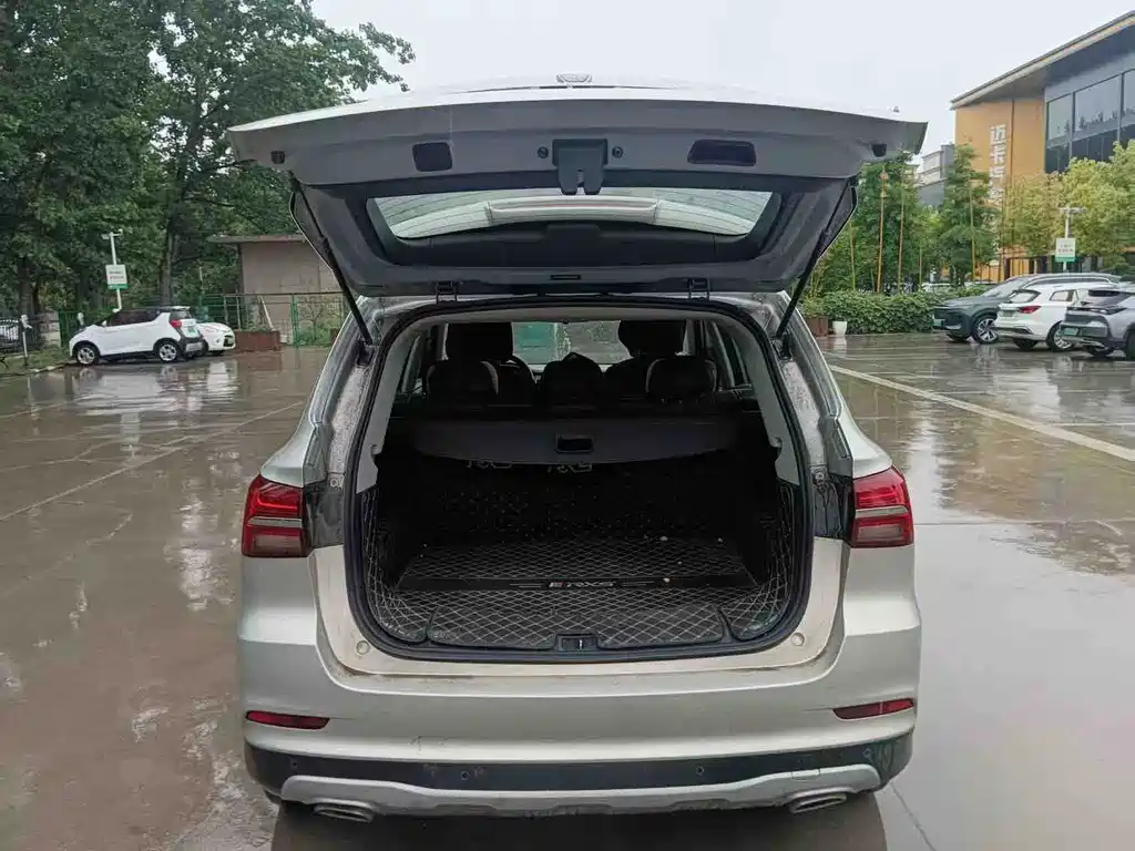 Roewe RX5 20 T Auto 4 G Connected Transcend Flagship